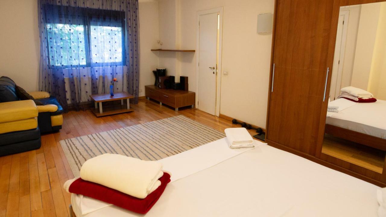 Nicole'S Apartment Bukareszt Zewnętrze zdjęcie