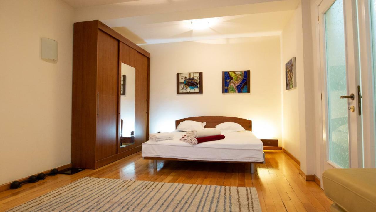 Nicole'S Apartment Bukareszt Zewnętrze zdjęcie